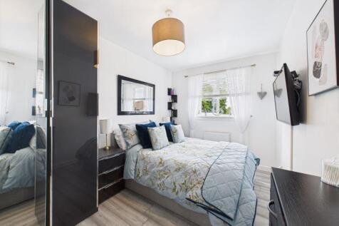 Bedroom 1 Angle 1
