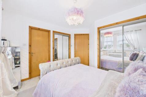 Bedroom 1 Angle 2