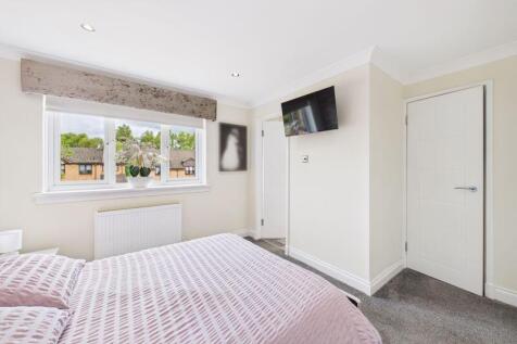 Bedroom 1 Angle 2