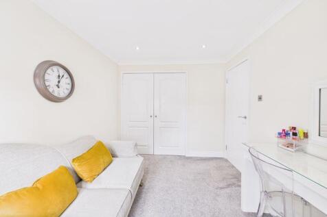 Bedroom 3 Angle 2