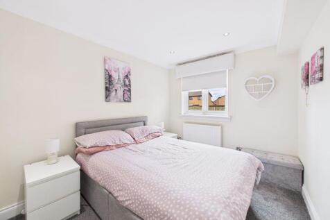 Bedroom 4 Angle 1