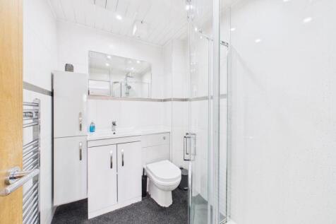 En-suite 1