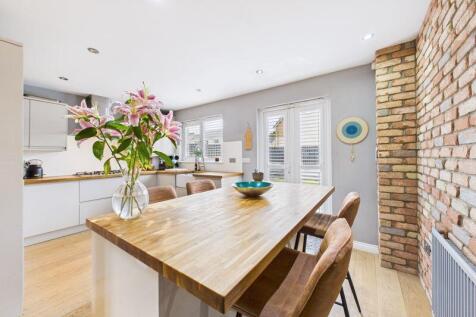 KItchen/Diner Angle 5