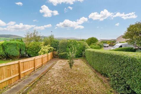 Front Garden Angle 1