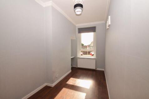 Bedroom 2 / Home Office