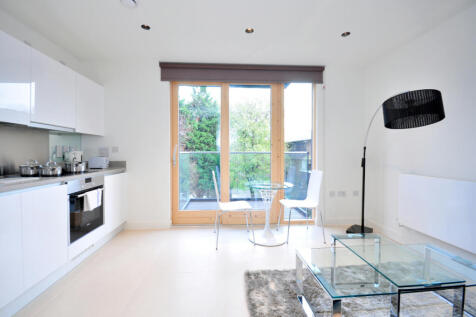 Kitchen / Dining