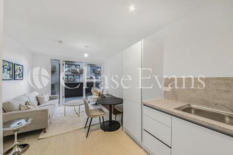 Living Area - Hendon