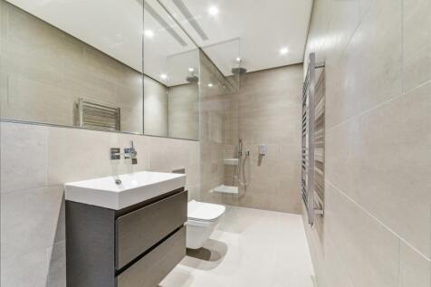 Bathroom - Principal