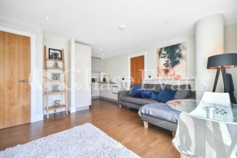 Living Area - Crawfo