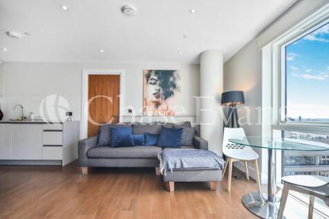 Living Area - Crawfo