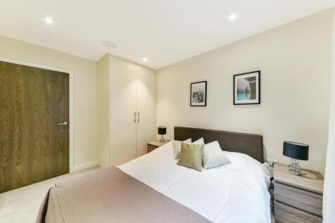 Beaufort Park bedroo