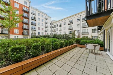 Exterior - Golding A
