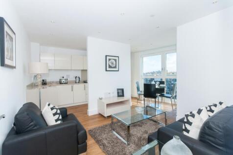 Living Area - Gilles