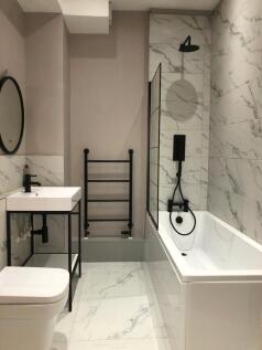 En-Suite Bathroom