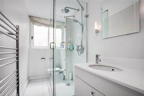 En-Suite Shower