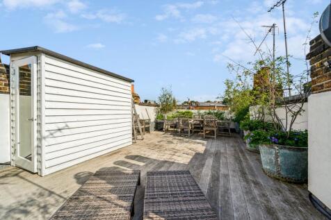 property in Elgin Crescent, 
Westbourne Park, W11