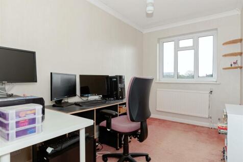 13 Nelson Rd.jpg