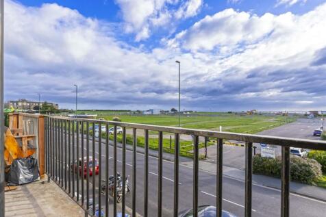 3 76 South Terrace_1.jpg