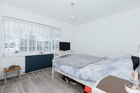 Windermere Crescent_3.jpg