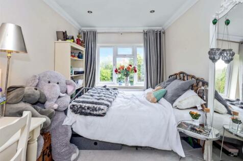 Ashurst Close, 9-007.jpg