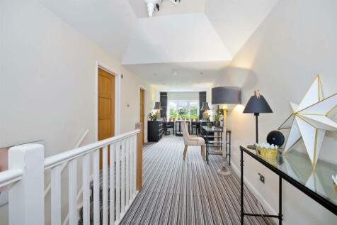 Ashurst Close, 9-009.jpg