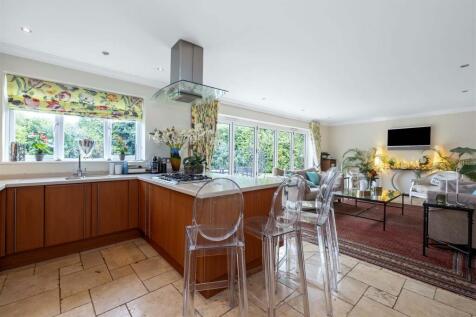 Ashurst Close, 9-031.jpg