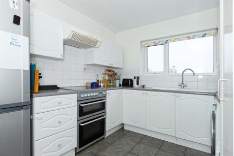 Willow_court_12.JPG
