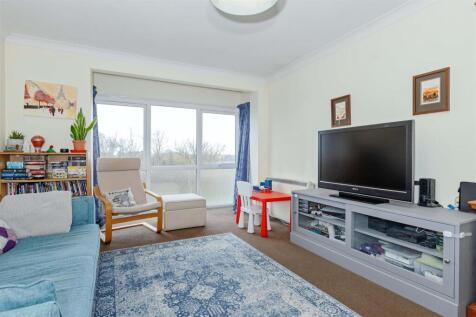Willow_court_5.JPG
