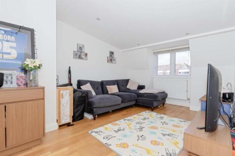 Goring Rd_3.jpg