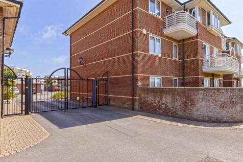 Strand Court_23.jpg