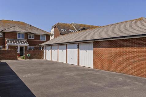 Strand Court_21.jpg
