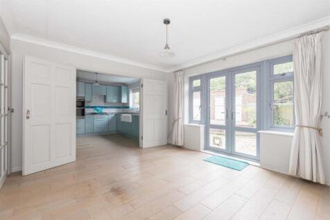 Aldsworth Avenue_8.jpg