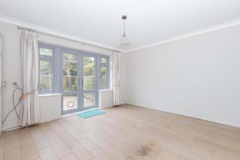 Aldsworth Avenue_7.jpg