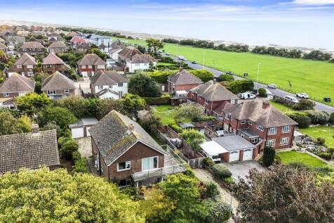 Aldsworth Avenue, 4 Drone shots_001.JPG