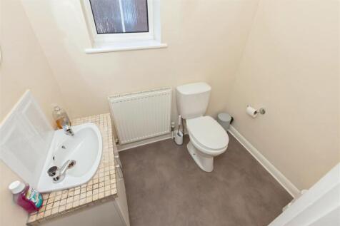 Cowdray Drive_10.jpg