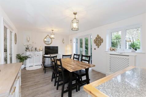 Water Lily Way_18.jpg