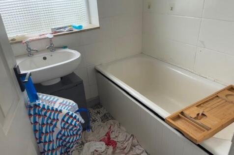 75 The Quadrant - No 3.jpg