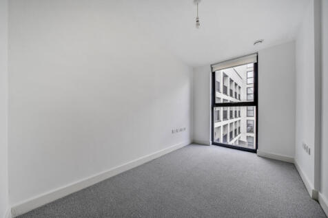 1371168-11-68f7af...