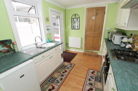 Kitchen 1
