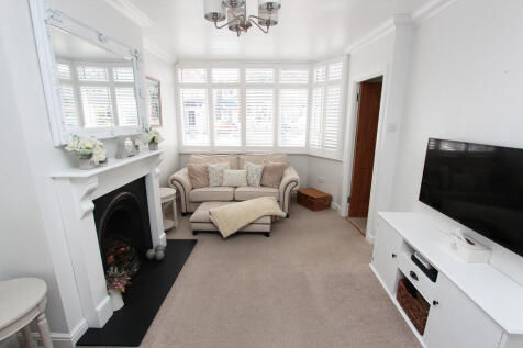Living Room c