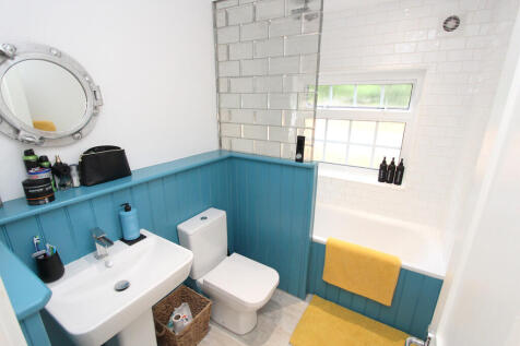 Ensuite Bedroom F...