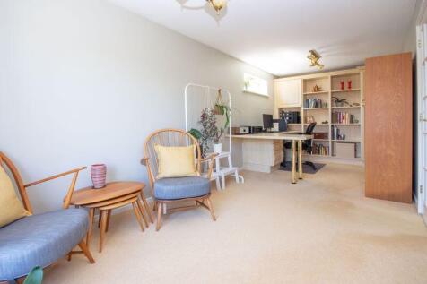 Family Room/ Study