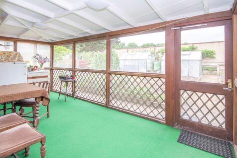 Lean To/ &#39;American Style Deck&#39;
