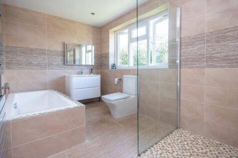 Bedroom One En-suite