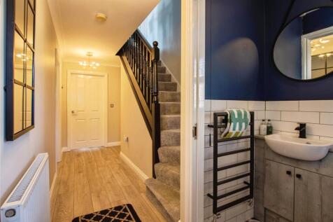 Entrance Hall/W.C