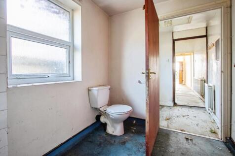 Downstairs Wet Room