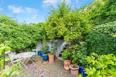 Property Image 4