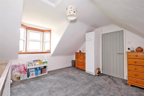 Bedroom Alt View