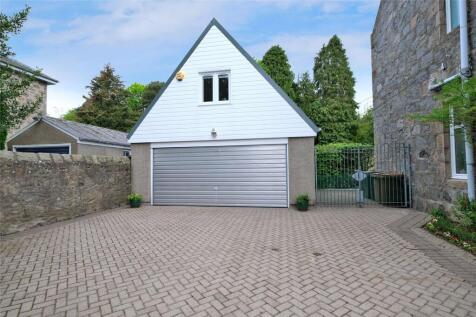 Double Garage