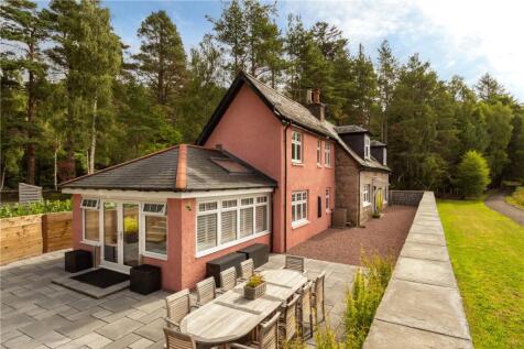 Cutaway Cottage
